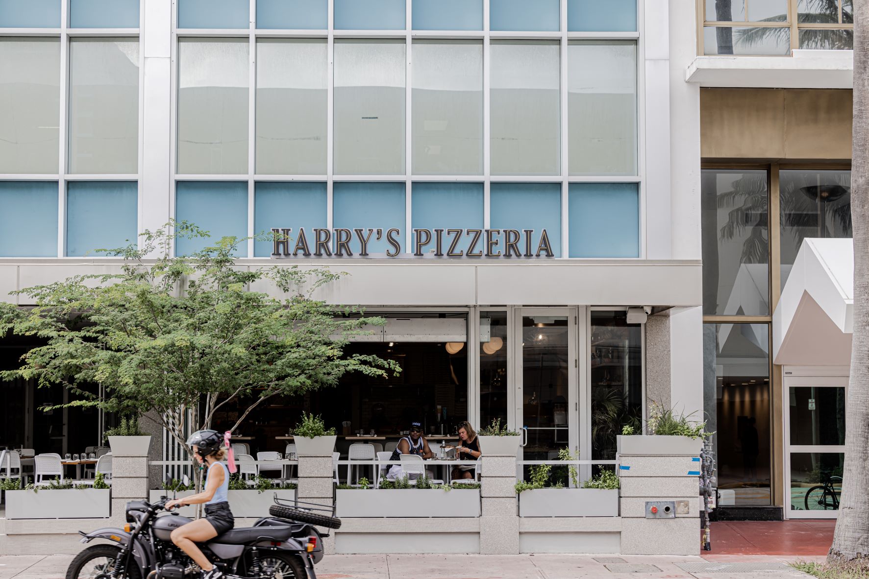 Harrys-pizzaria_05